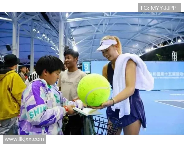 网球专题：聚焦西安网球队的配合