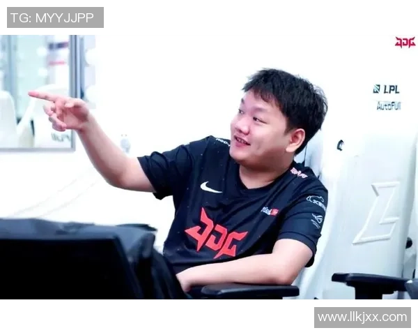热议英雄联盟：JDG的团队协作变革